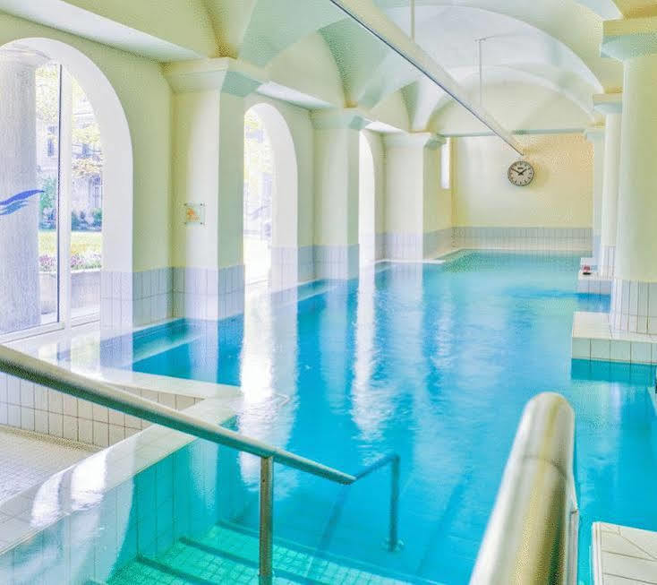 Kurhotel Im Park Schinznach Bad Exteriör bild